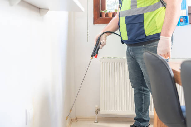 Best Cockroach Control Services  in Columbus, MN